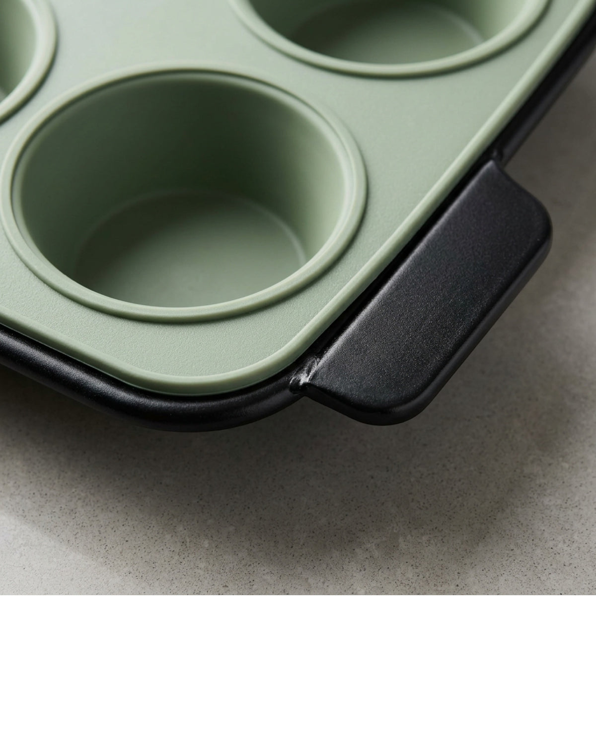 Mjvbg Twelve-Cup Silicone Muffin Mold with Steel Frame Sage - Detail view